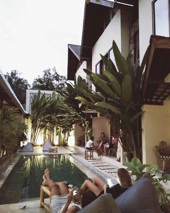 Hotel Ola Ola Lombok Selong Belanak Esterno foto